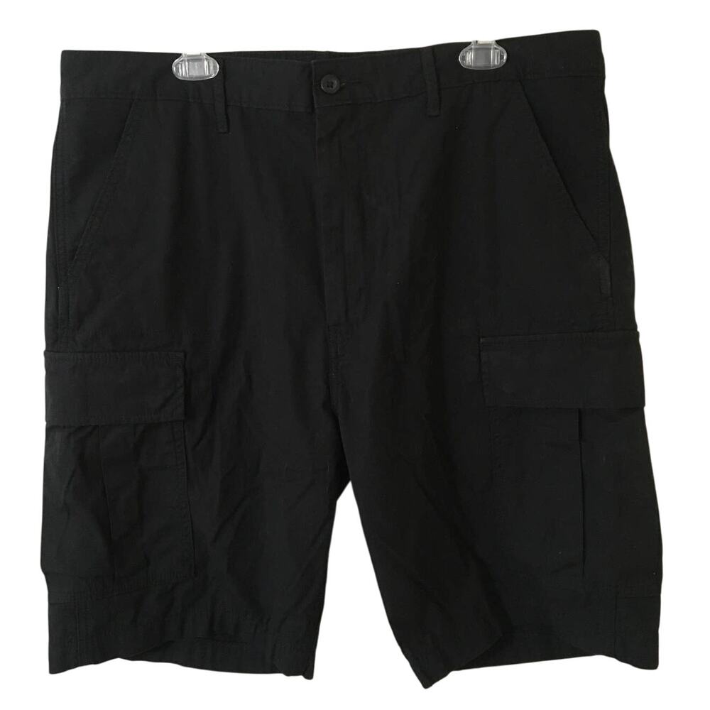 NWOT Levi Strauss & Company Two Horse Brand Waterless Size 38 Black Cargo Shorts